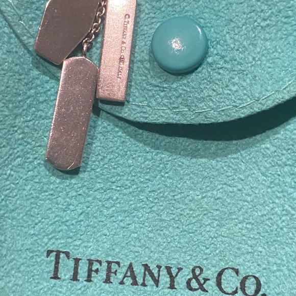Tiffany & Co. 3 bar sterling necklace 18” signed w pouch. No trades - Picture 5 of 7